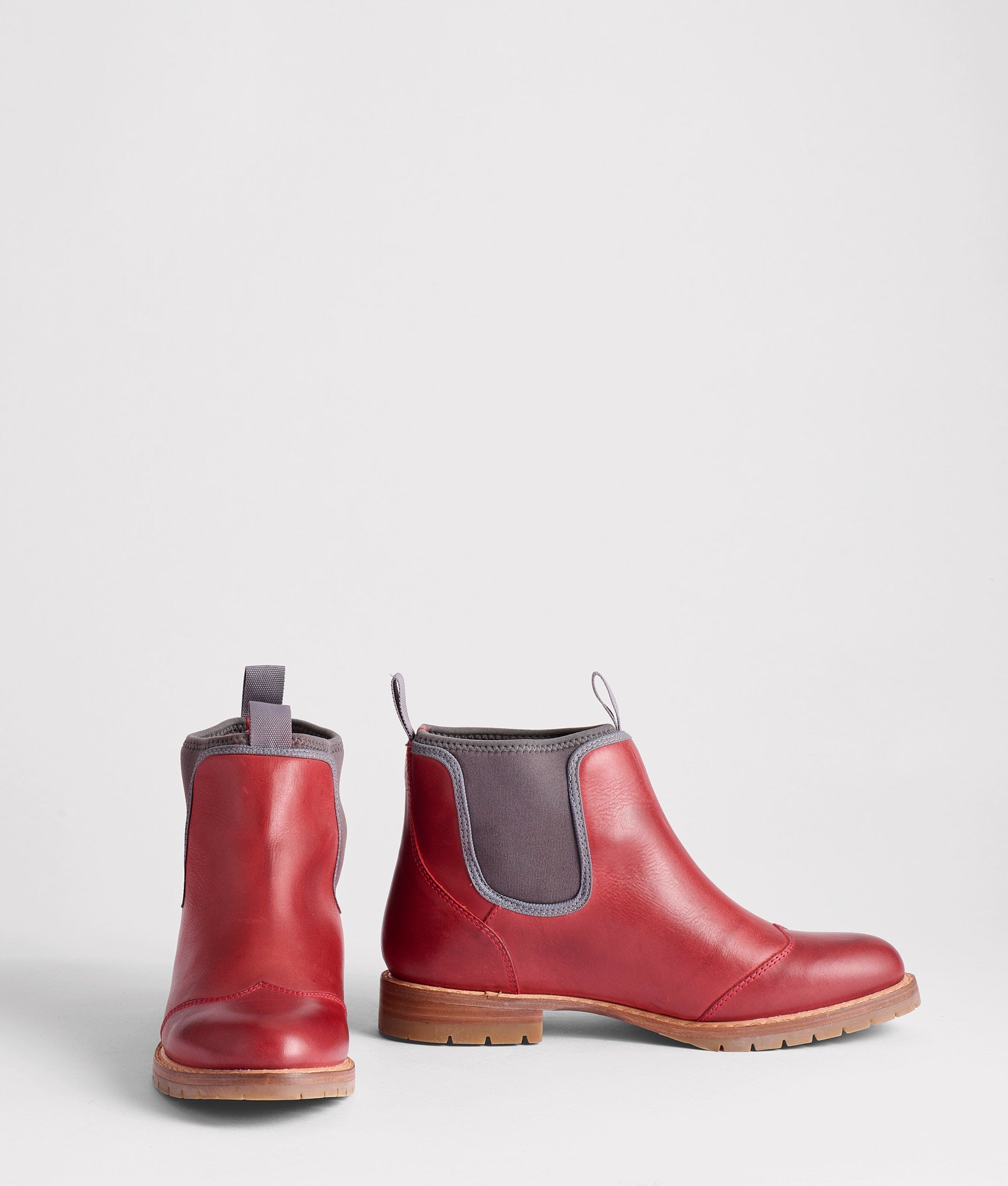 All-Weather Town Chelsea :: Crimson - Image 2