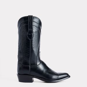 Gavin :: Black