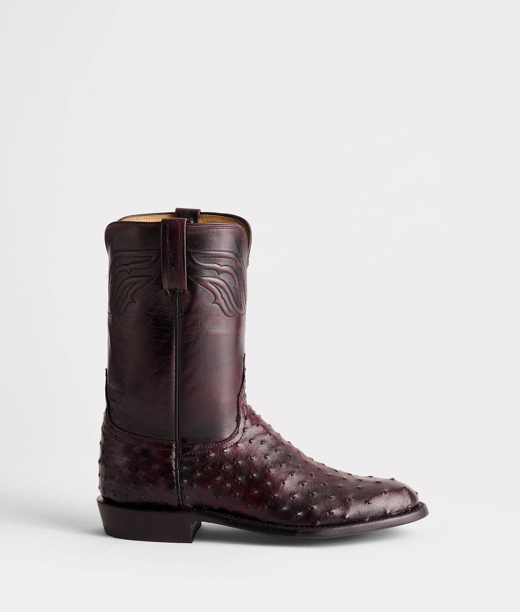 Augustus :: Black Cherry