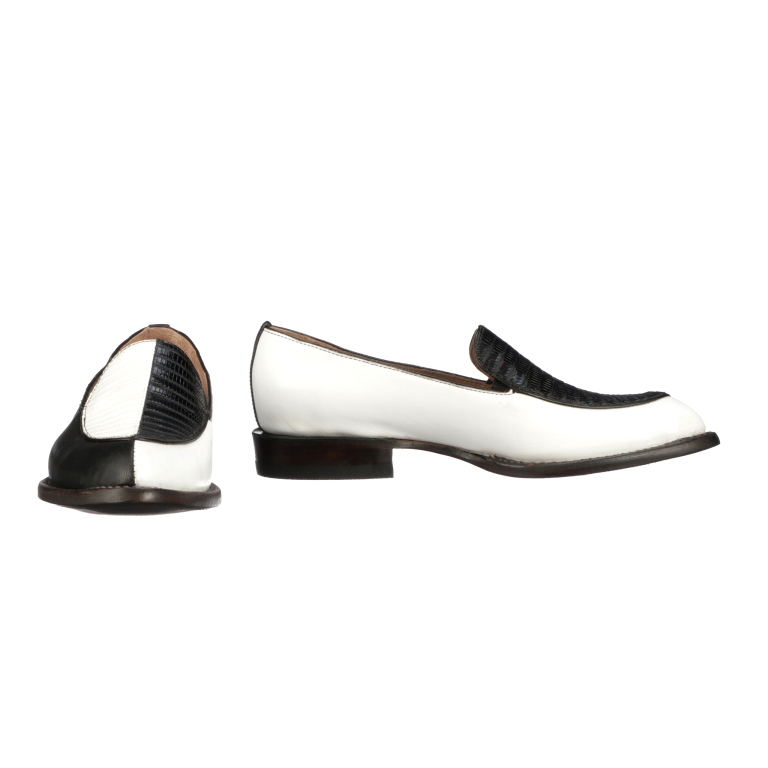Half Moon Loafer :: Black