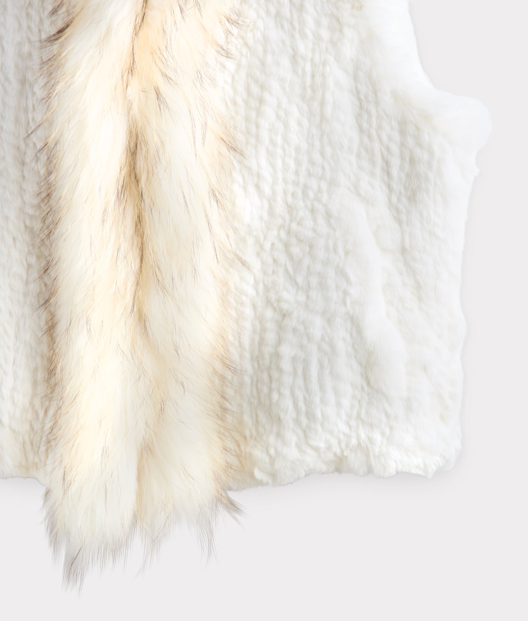 Elysian Fur Vest :: White - Image 4