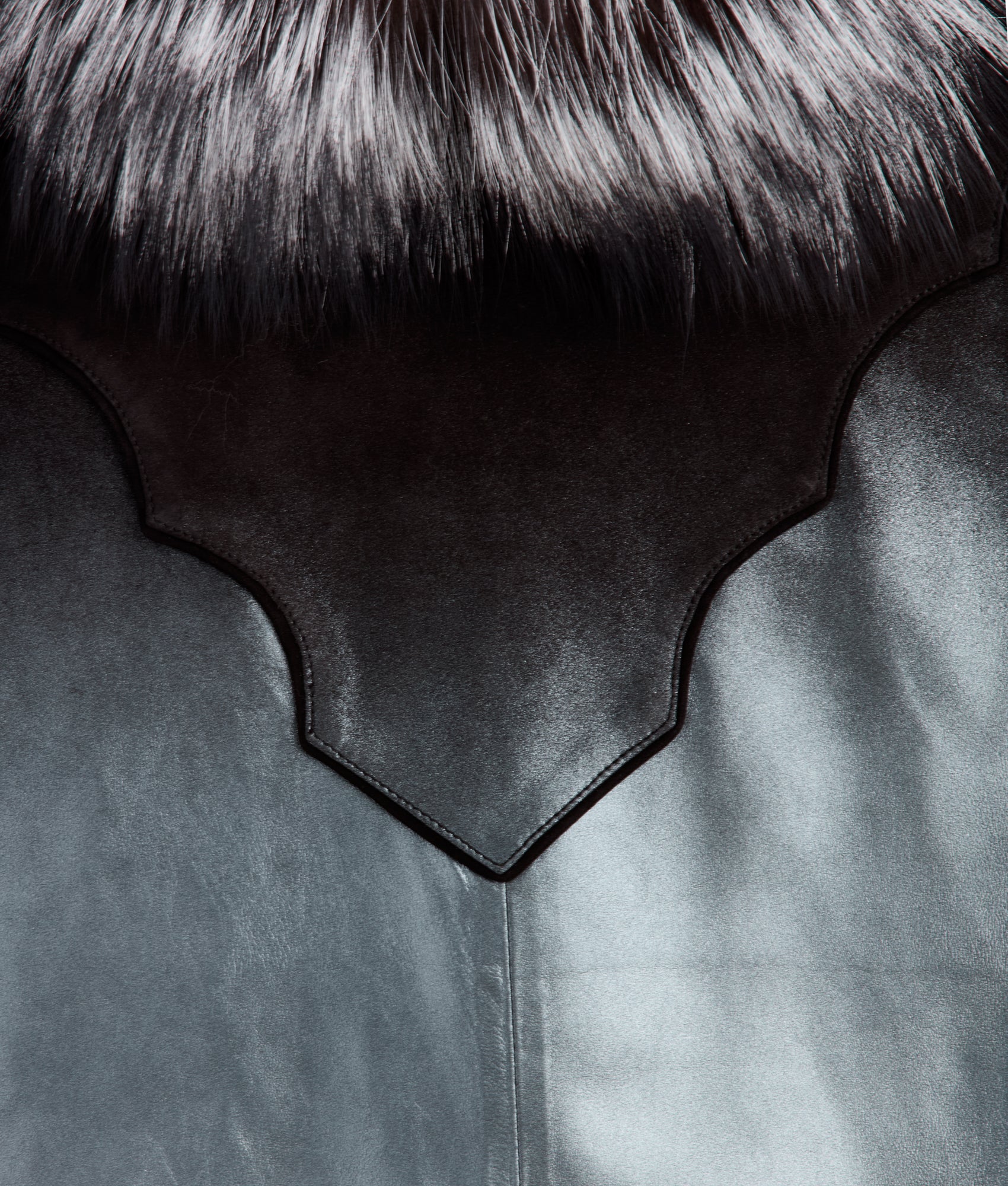 Duchess Of The Range Fur Vest :: Metallic Gradient - Image 9