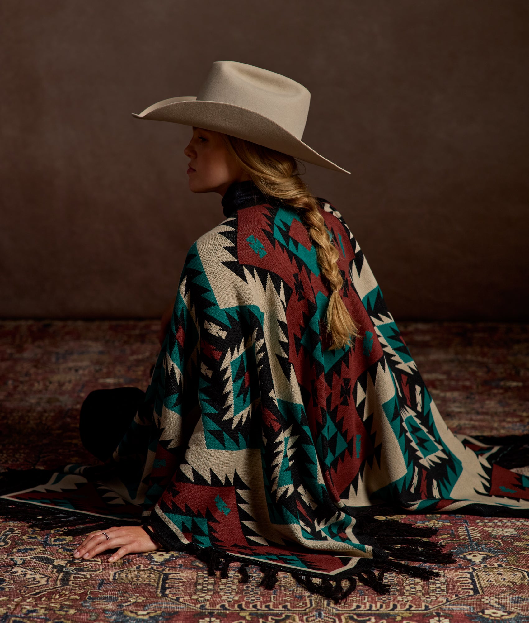 Alpaca Fleece Cape :: Blue/Multi - Image 2