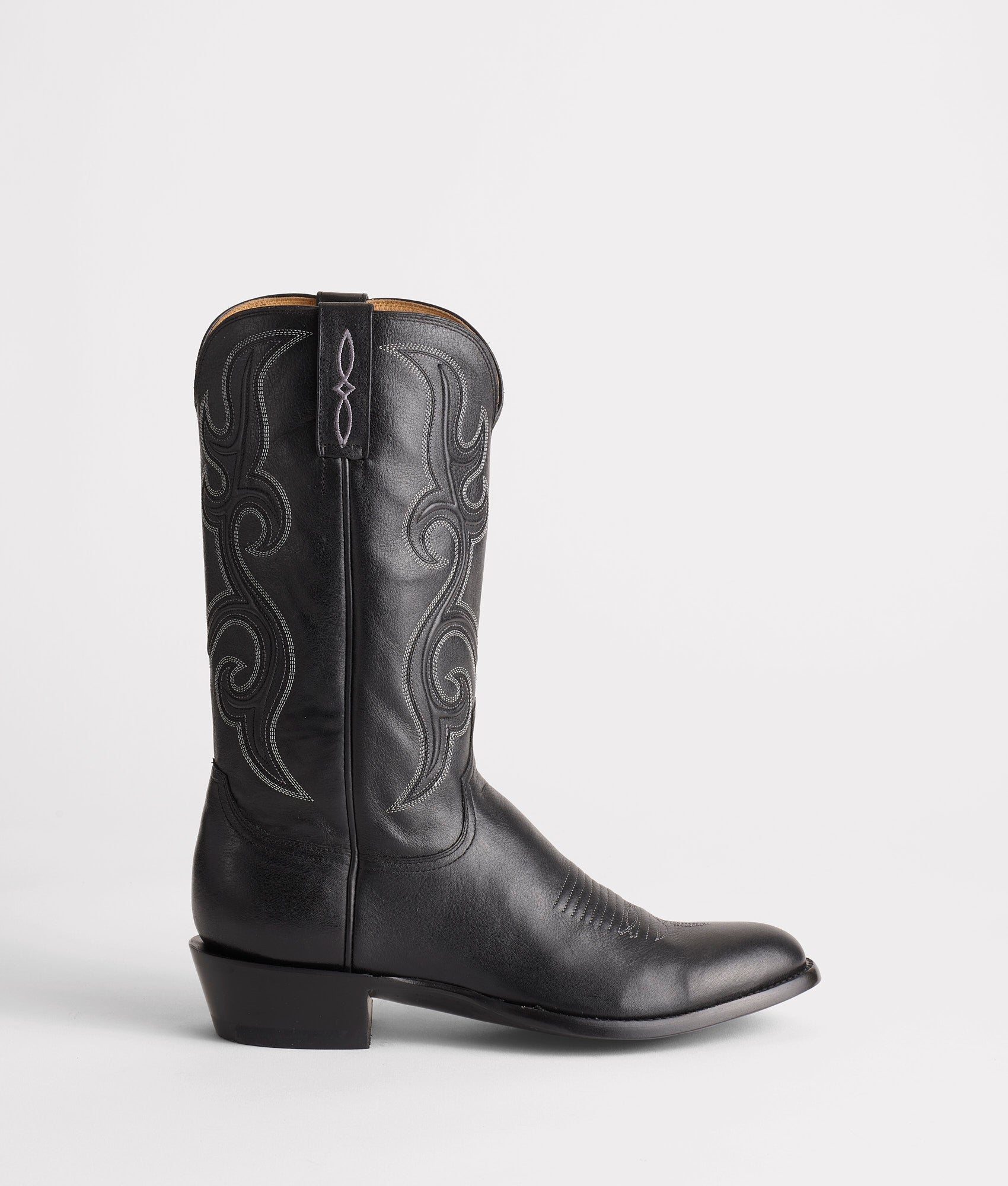 Baker :: Black