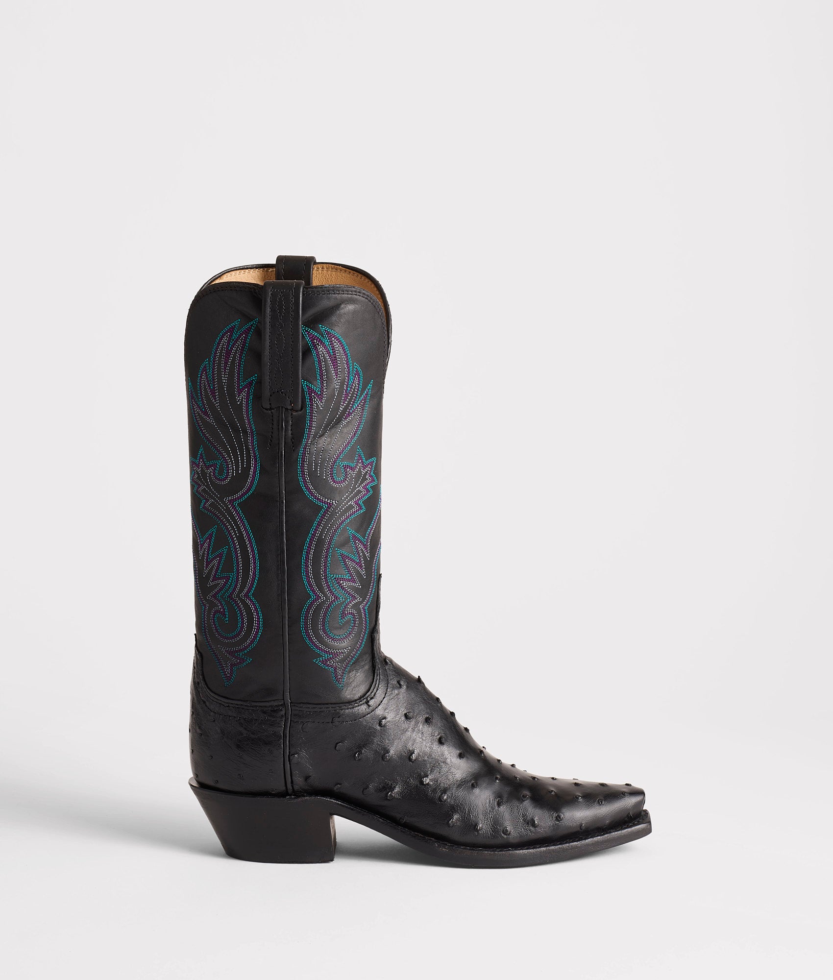 Dolly :: Black