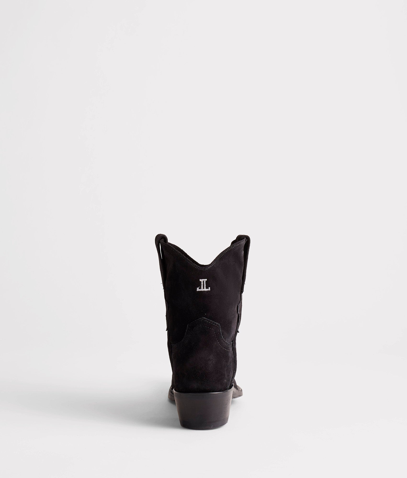 Elena :: Black - Image 5